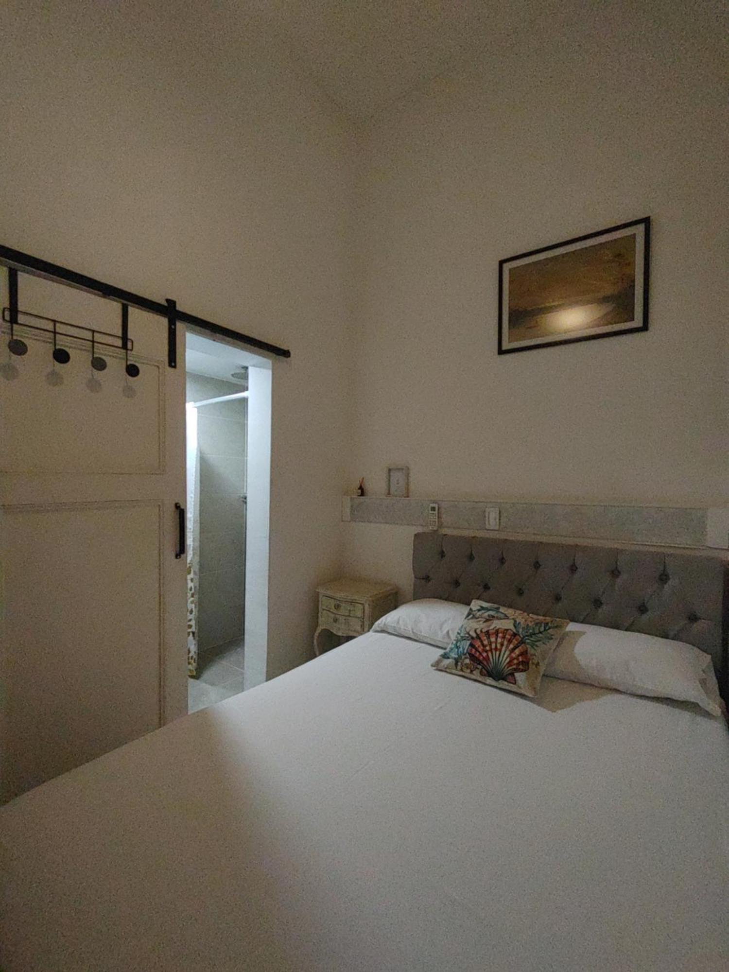 Casa Blanca San Antonio Hostal Boutique Cali Habitación foto